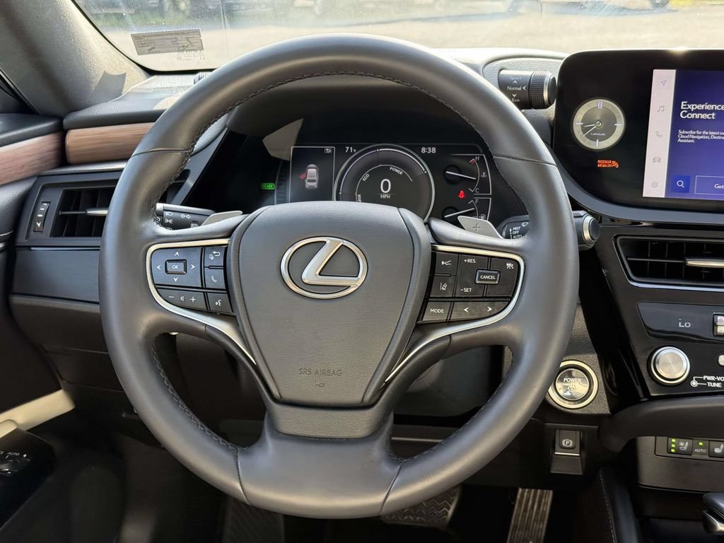 Used 2023 Lexus ES 300h w/ Premium Package FWD image 9