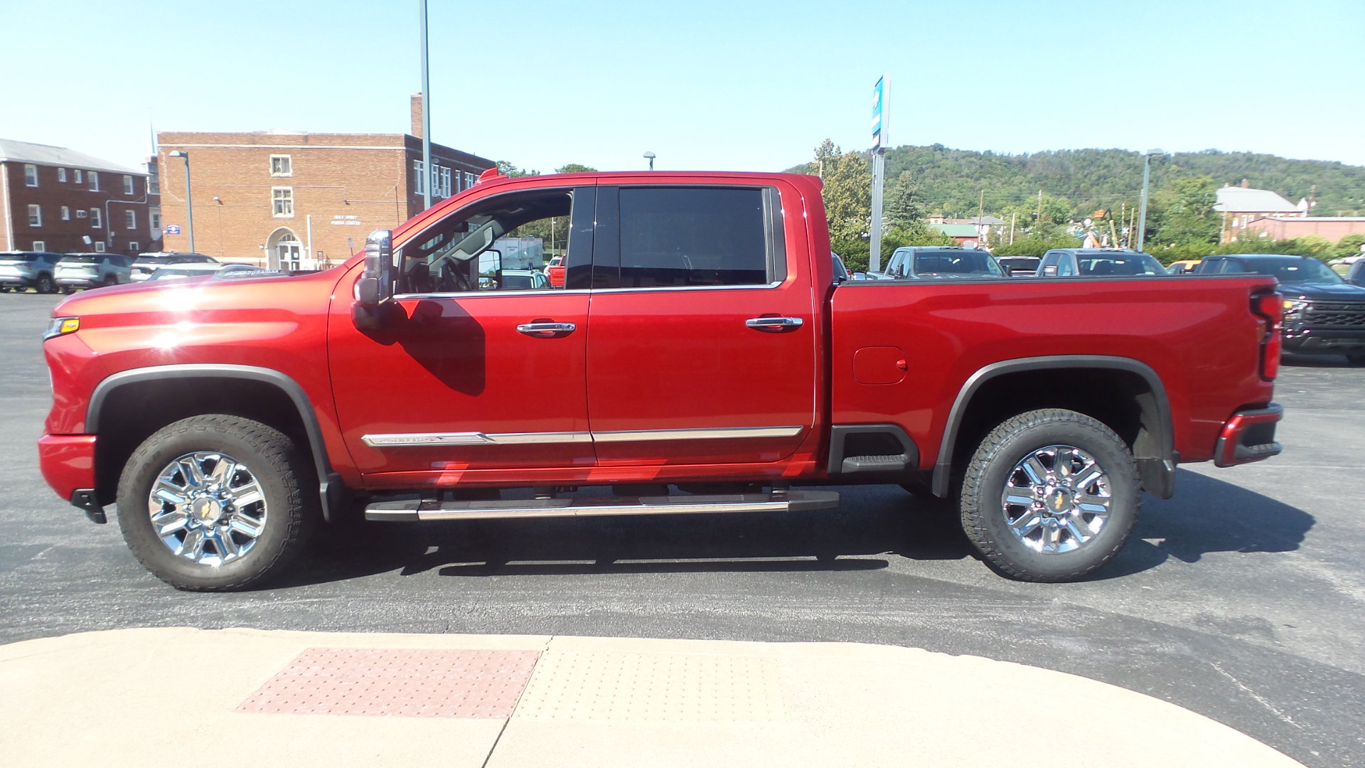 Used 2024 Chevrolet Silverado 2500 High Country image 4