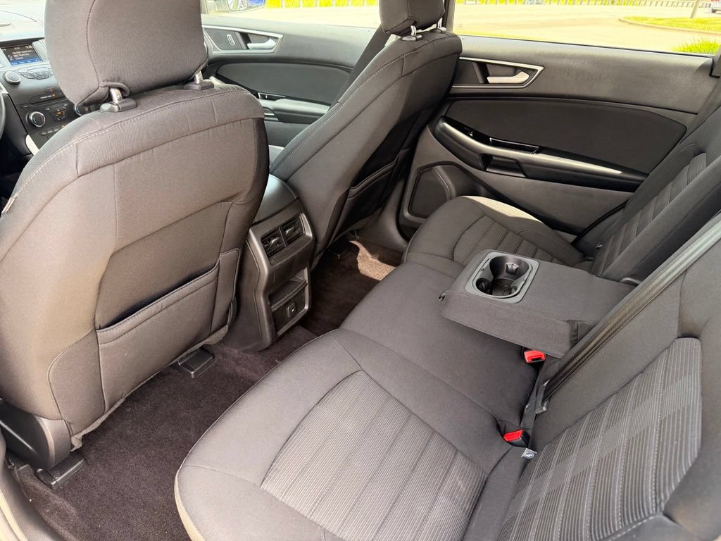 Used 2015 Ford Edge SEL FWD image 4