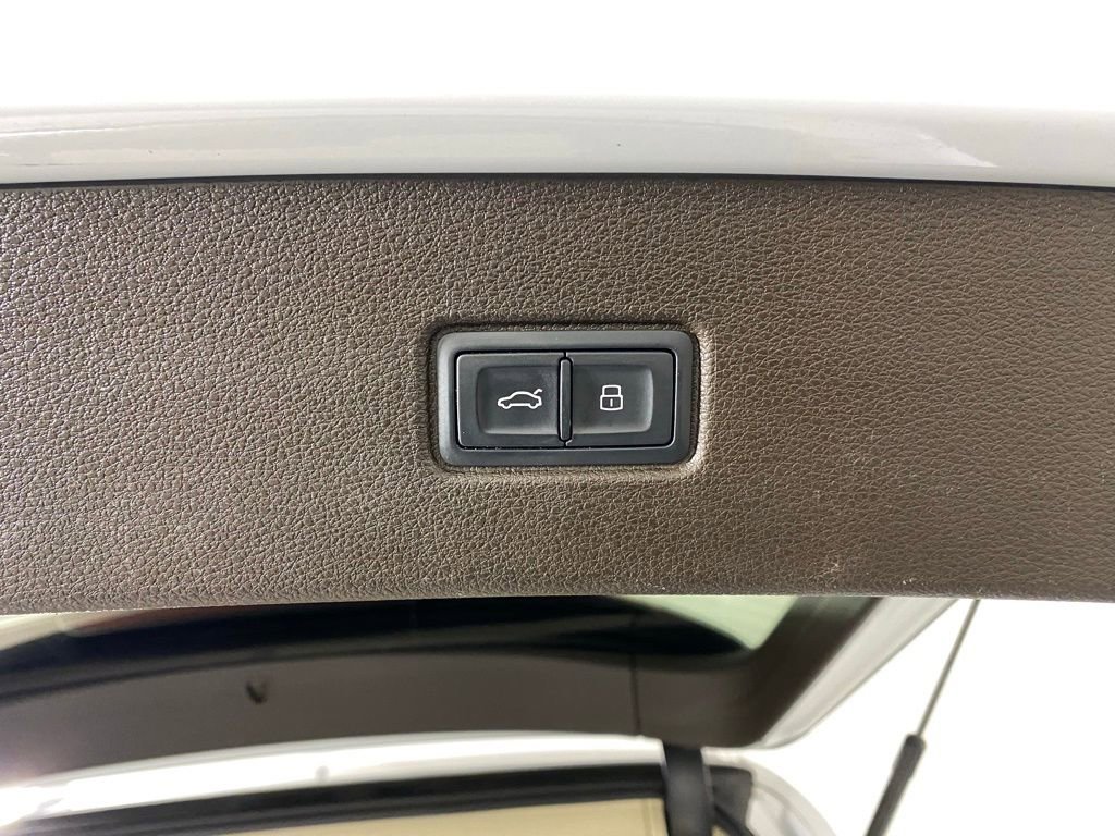 Used 2018 Audi Q7 3.0T Premium Plus w/ Premium Plus Package image 28