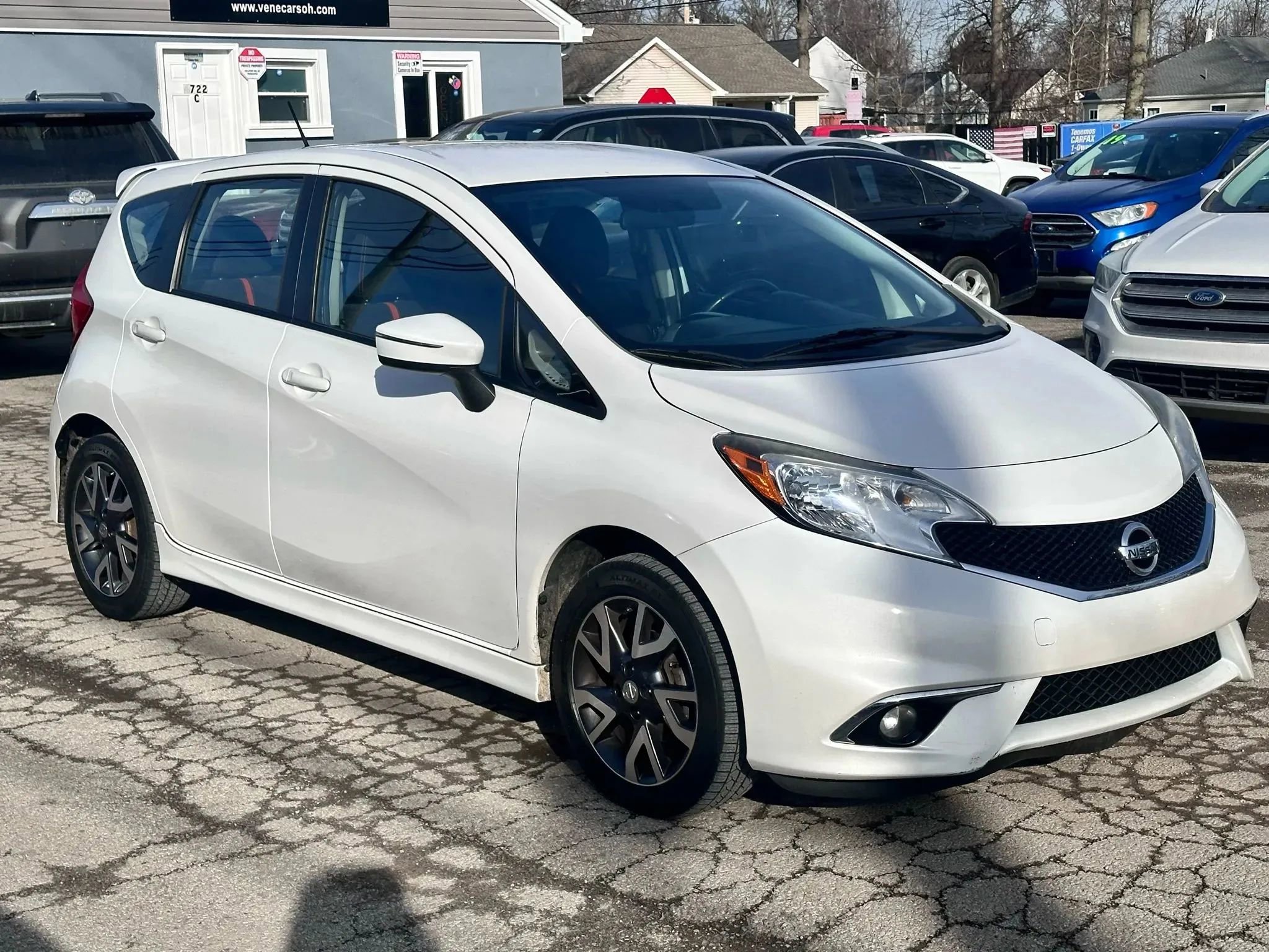 Used 2015 Nissan Versa Note SR w/ SR Tech Package image 7