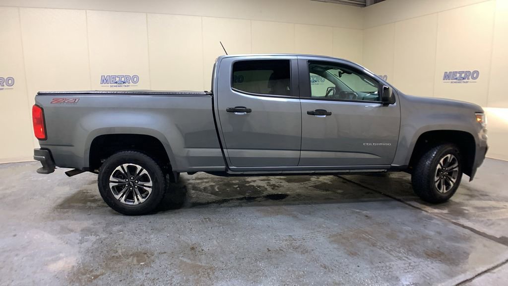 Used 2022 Chevrolet Colorado Z71 image 2