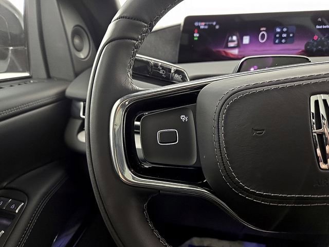 New 2025 Lincoln Navigator Reserve w/ Jet Appearance Package AWD/4WD image 19