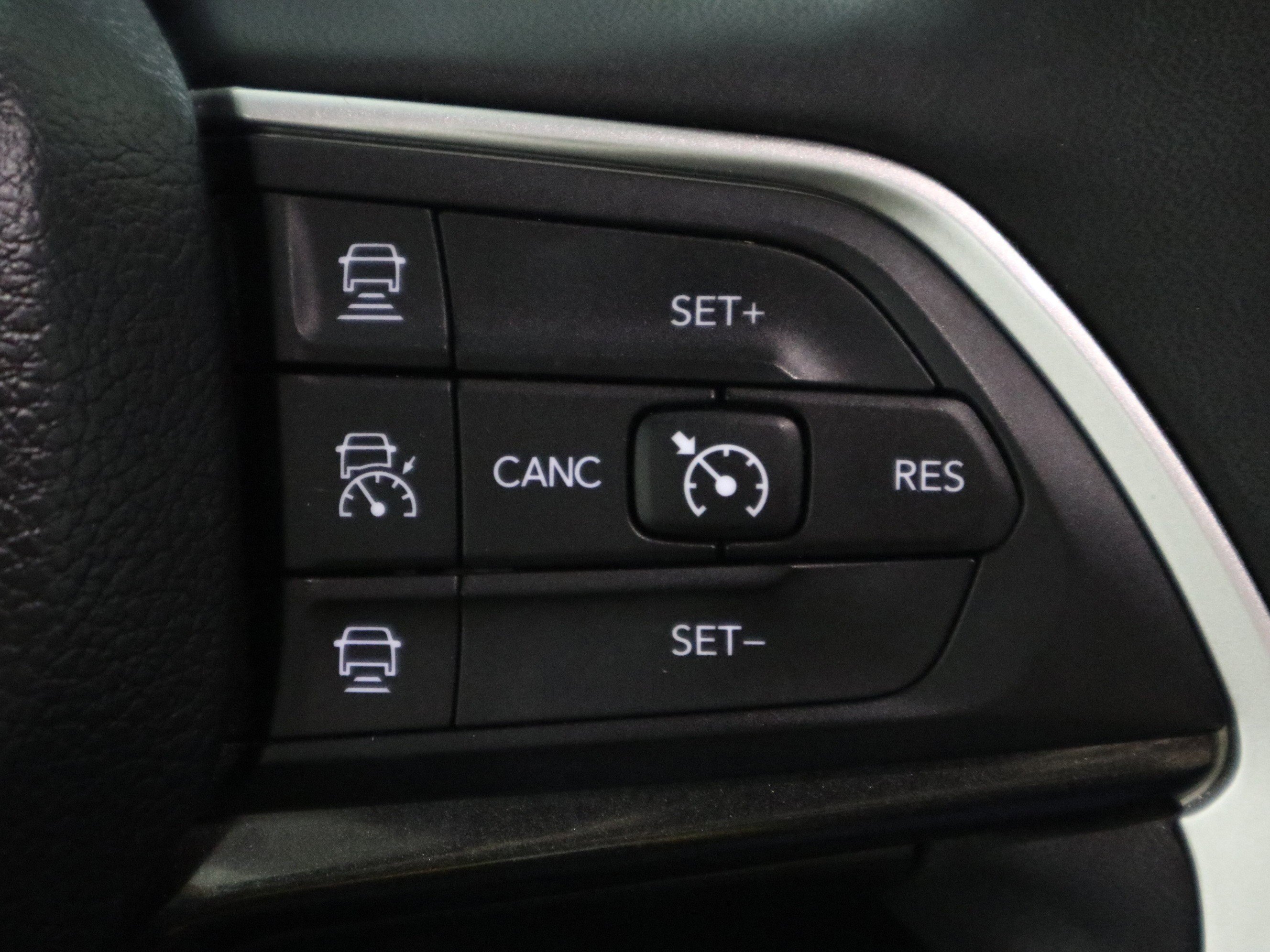 Used 2023 Jeep Grand Cherokee Altitude image 30