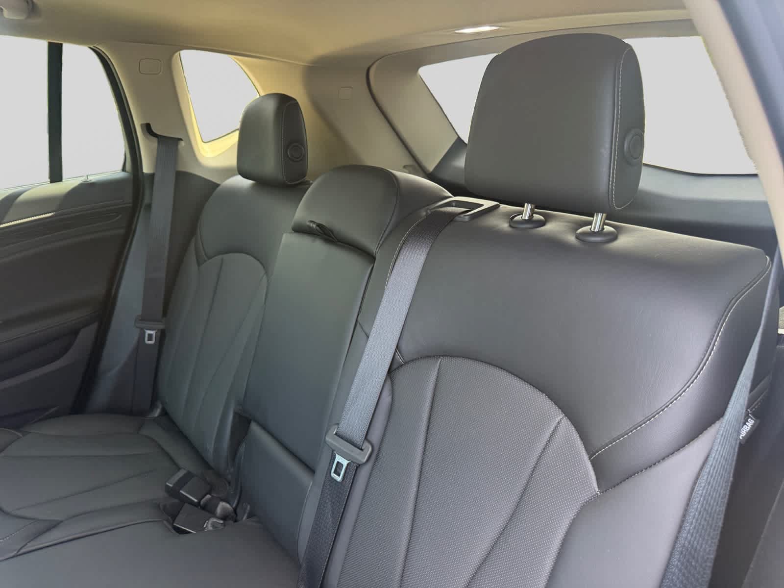 Used 2018 Buick Envision Premium w/ Driver Confidence Package AWD/4WD image 17