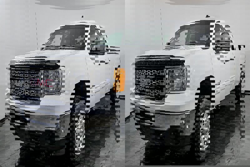Used 2013 GMC Sierra 3500 SLE image 5