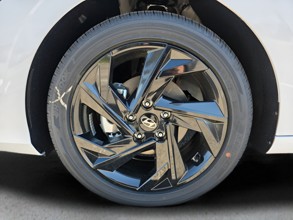 New 2026 Hyundai Elantra SEL Sport Premium FWD image 11
