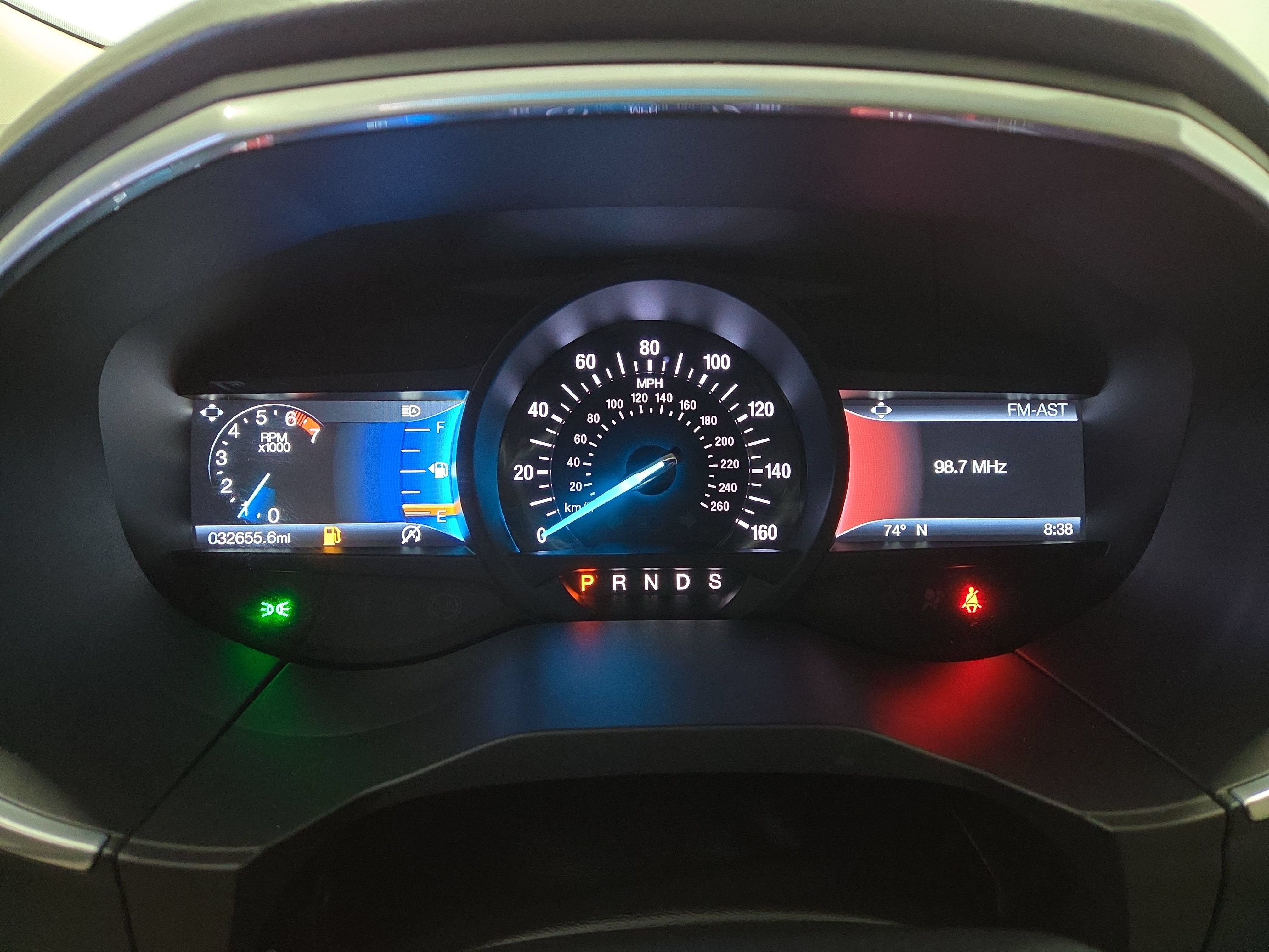Used 2019 Ford Edge Titanium FWD image 18