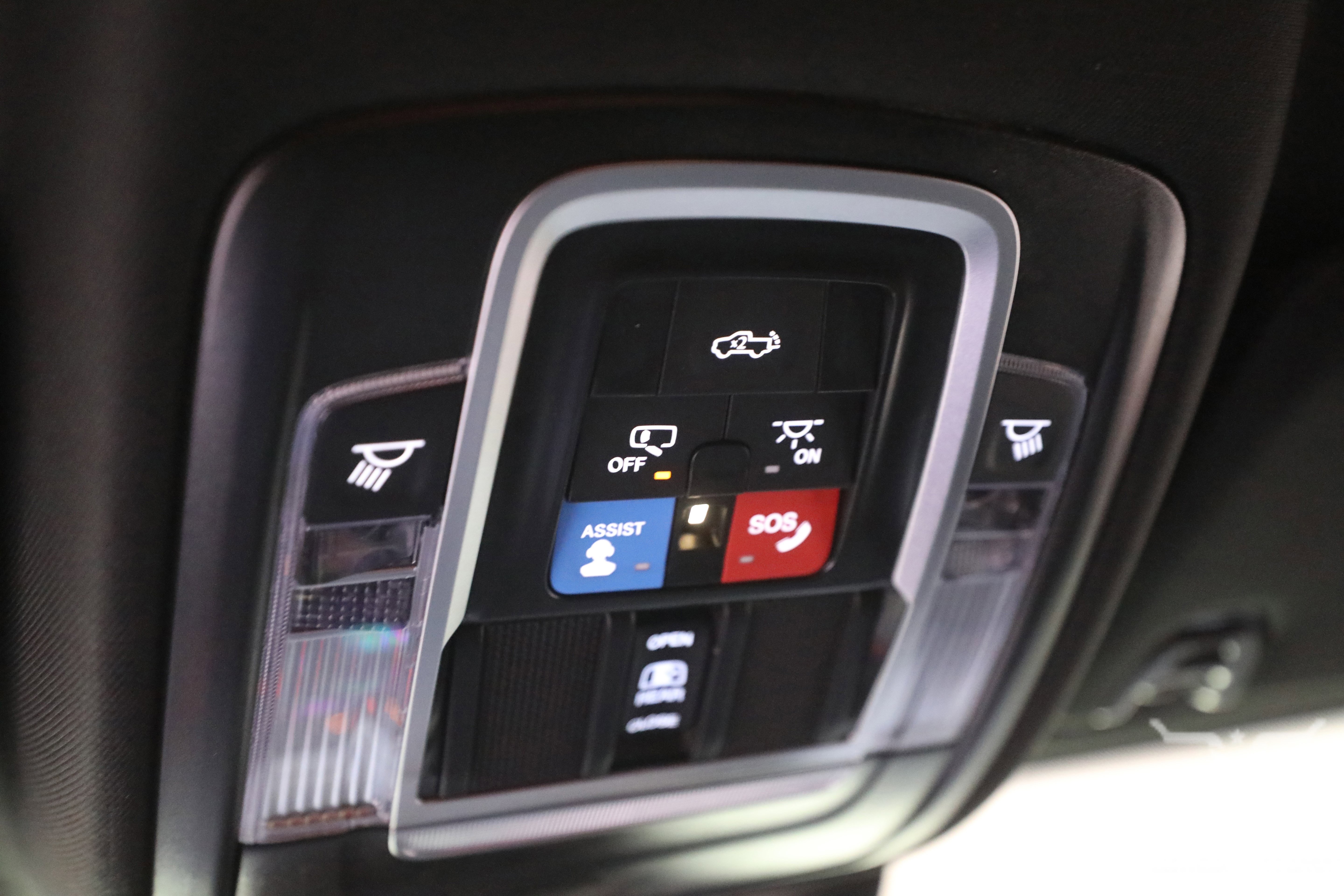 New 2025 RAM 3500 Laramie image 27