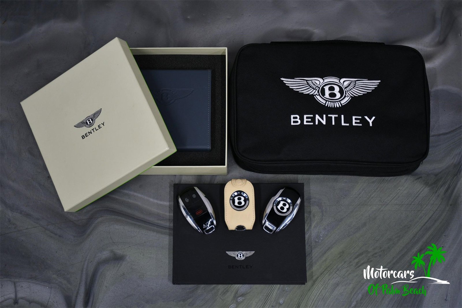 Used 2023 Bentley Flying Spur W12 image 76