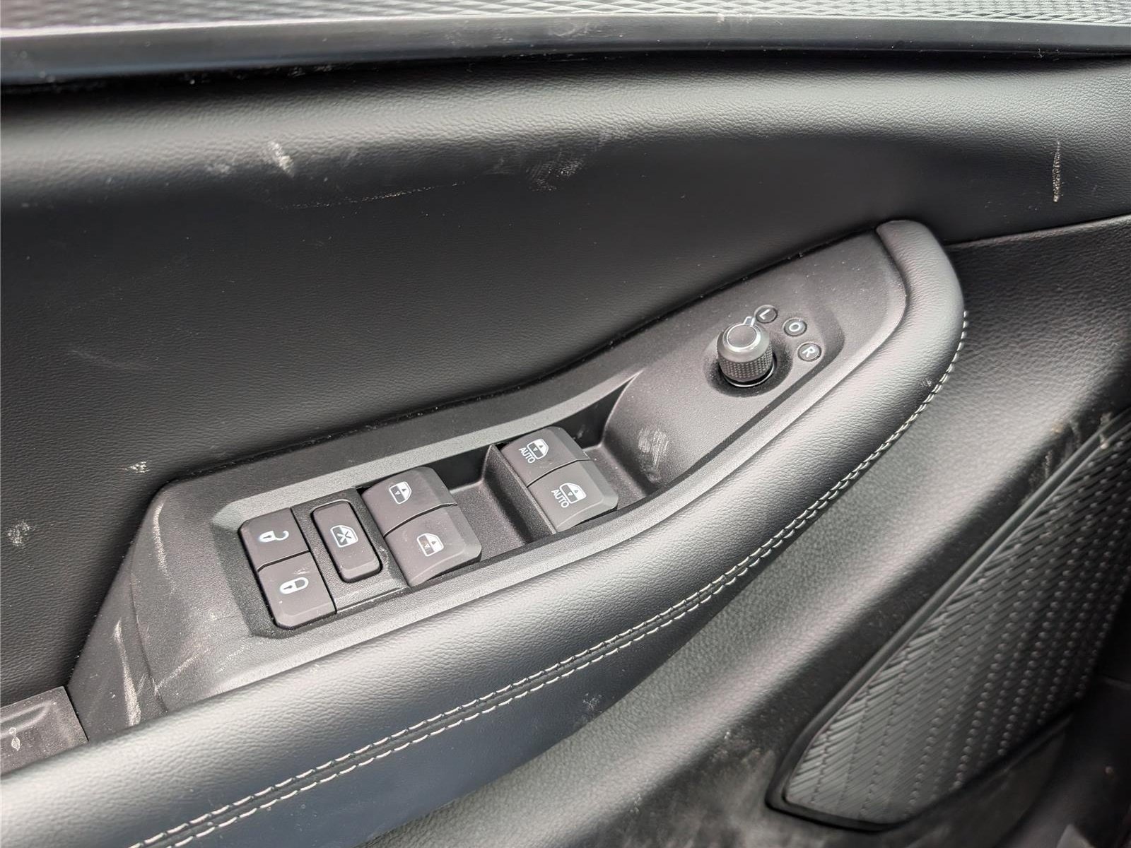 New 2026 Jeep Grand Cherokee Laredo AWD/4WD image 14