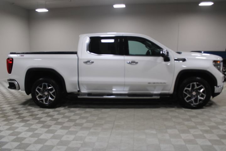Used 2024 GMC Sierra 1500 SLT w/ SLT Premium Plus Package image 8