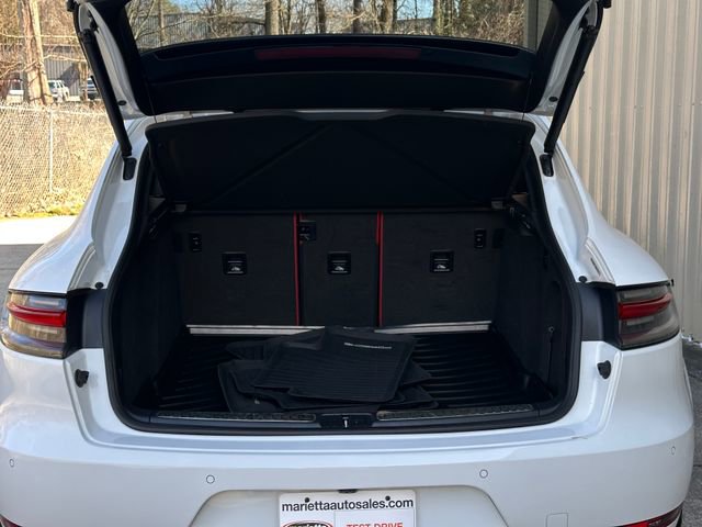 Used 2021 Porsche Macan Turbo image 42