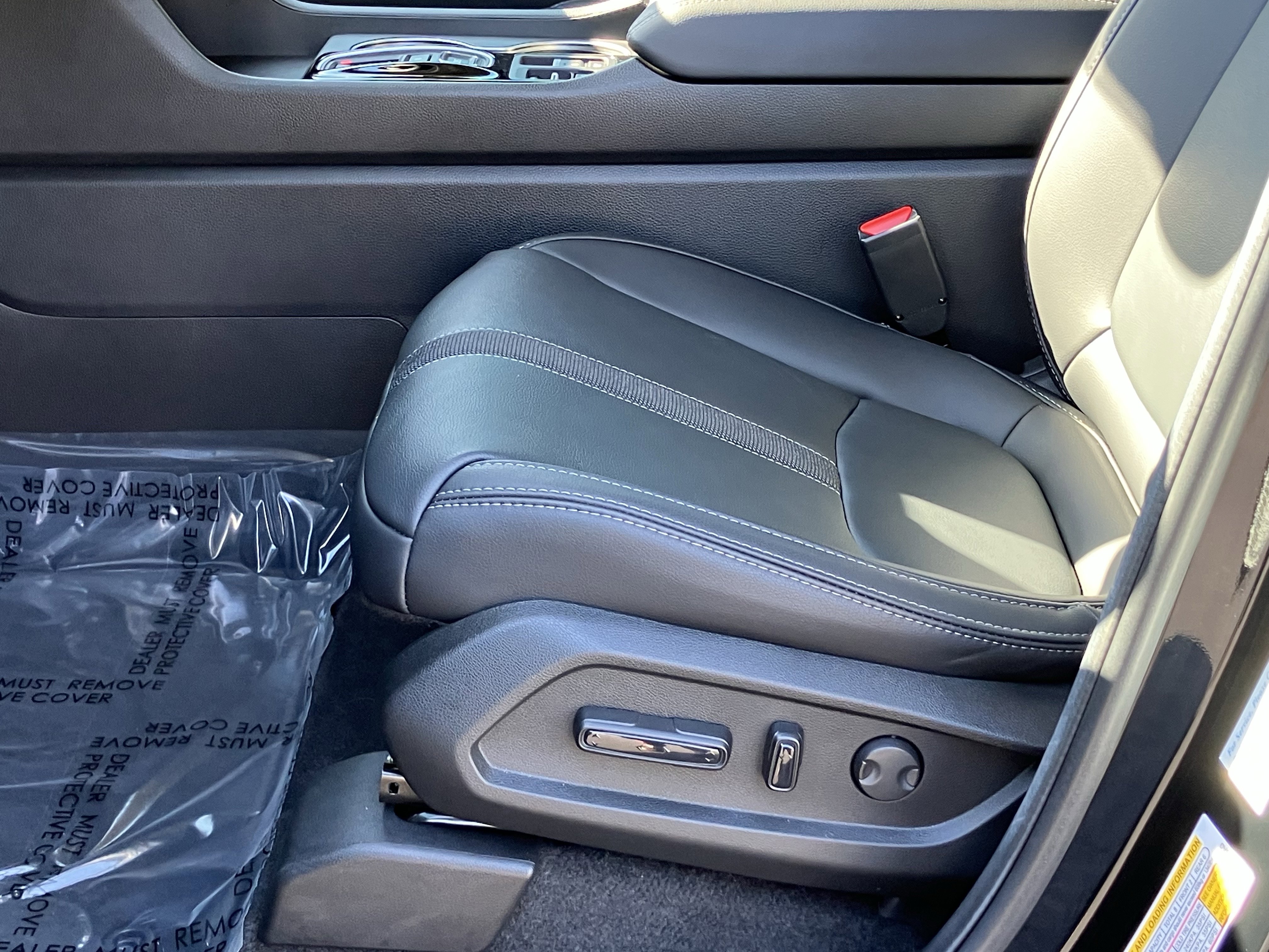 Certified 2025 Honda Pilot EX-L image 17