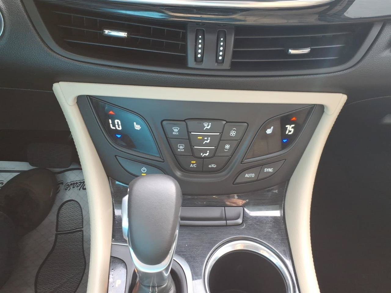 Used 2017 Buick Envision Premium AWD/4WD image 15