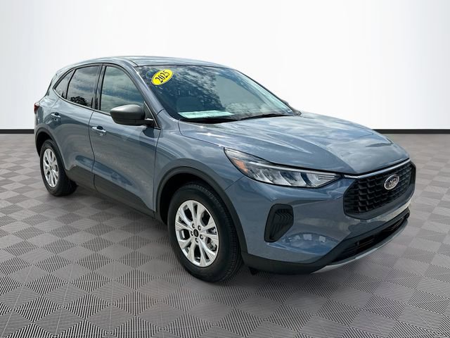 Used 2025 Ford Escape Active image 3