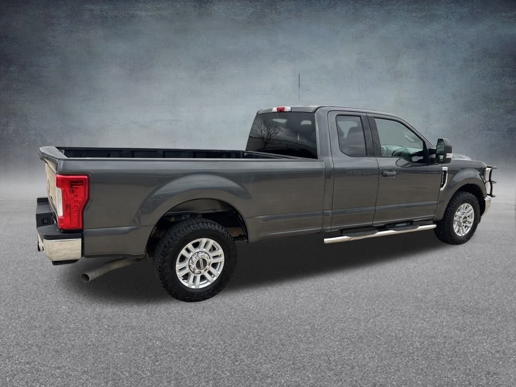 Used 2019 Ford F250 XLT w/ XLT Value Package image 5