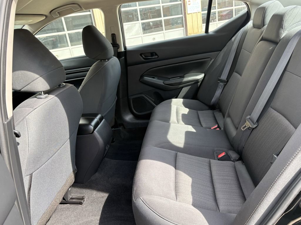 Used 2024 Nissan Altima 2.5 SV image 22