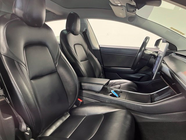 Used 2018 Tesla Model 3 Long Range RWD image 10