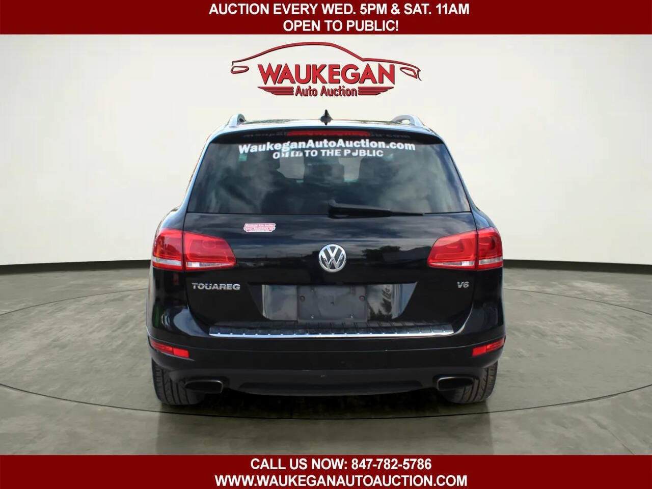Used 2013 Volkswagen Touareg Executive AWD/4WD image 6