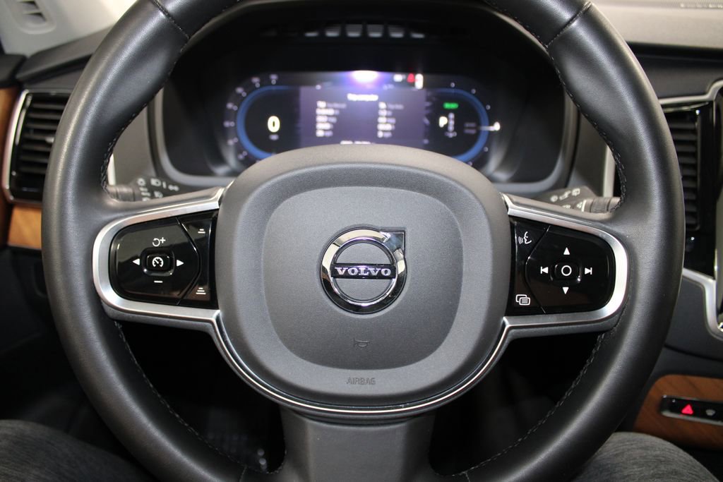 Used 2024 Volvo XC90 T8 Plus w/ Protection Package Premier AWD/4WD image 38