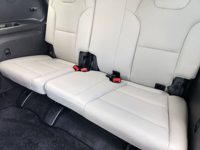 Used 2025 Kia Telluride S FWD image 30