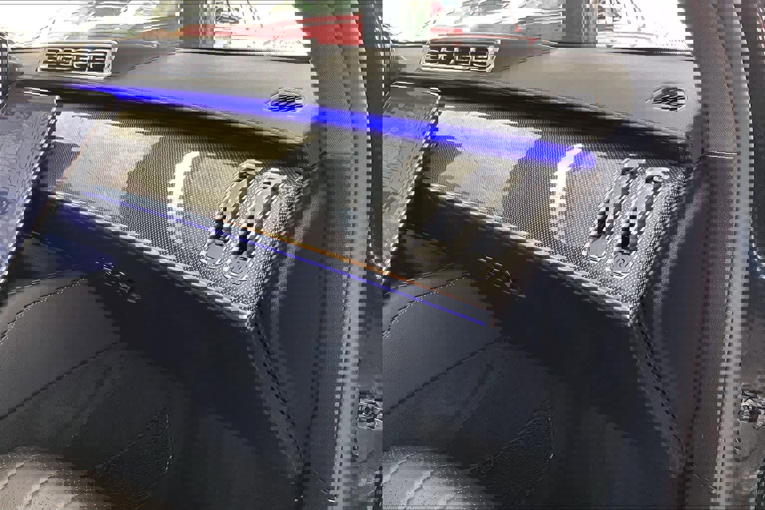 Certified 2022 Mercedes-Benz S 500 4MATIC w/ AMG Line Package image 19