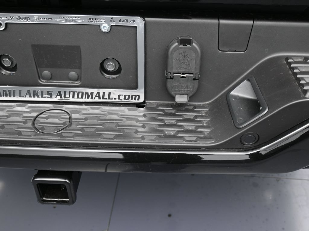 Used 2026 RAM 1500 Laramie w/ Night Edition AWD/4WD image 33