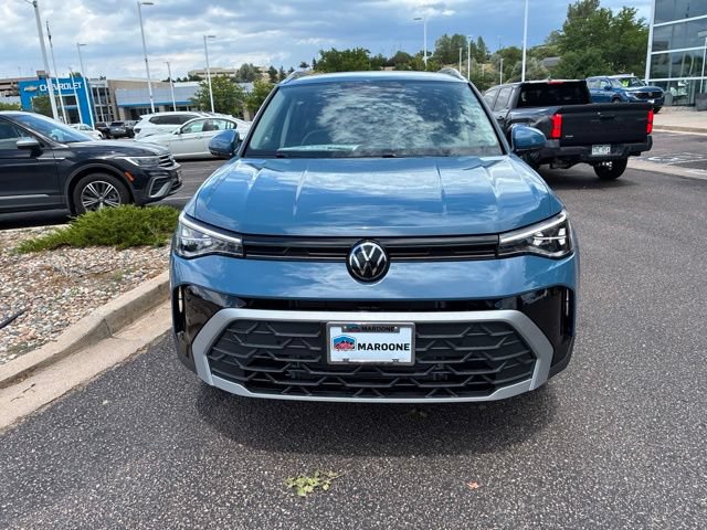 New 2026 Volkswagen Taos SE AWD/4WD image 2