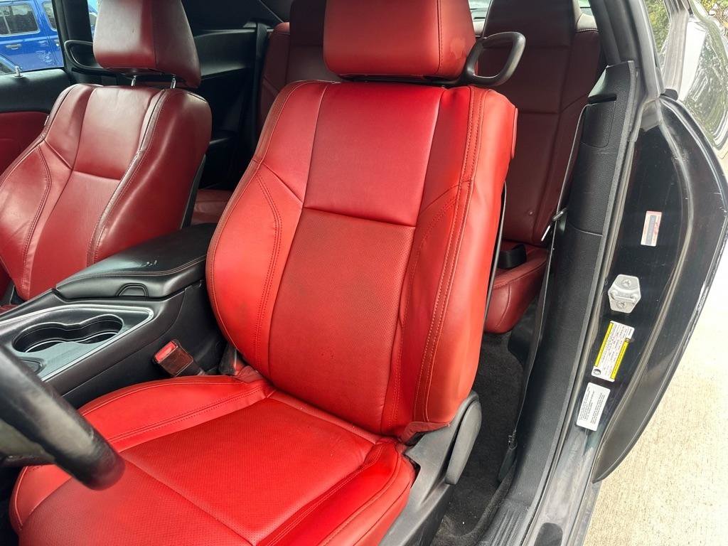 Used 2015 Dodge Challenger R/T Plus RWD image 26
