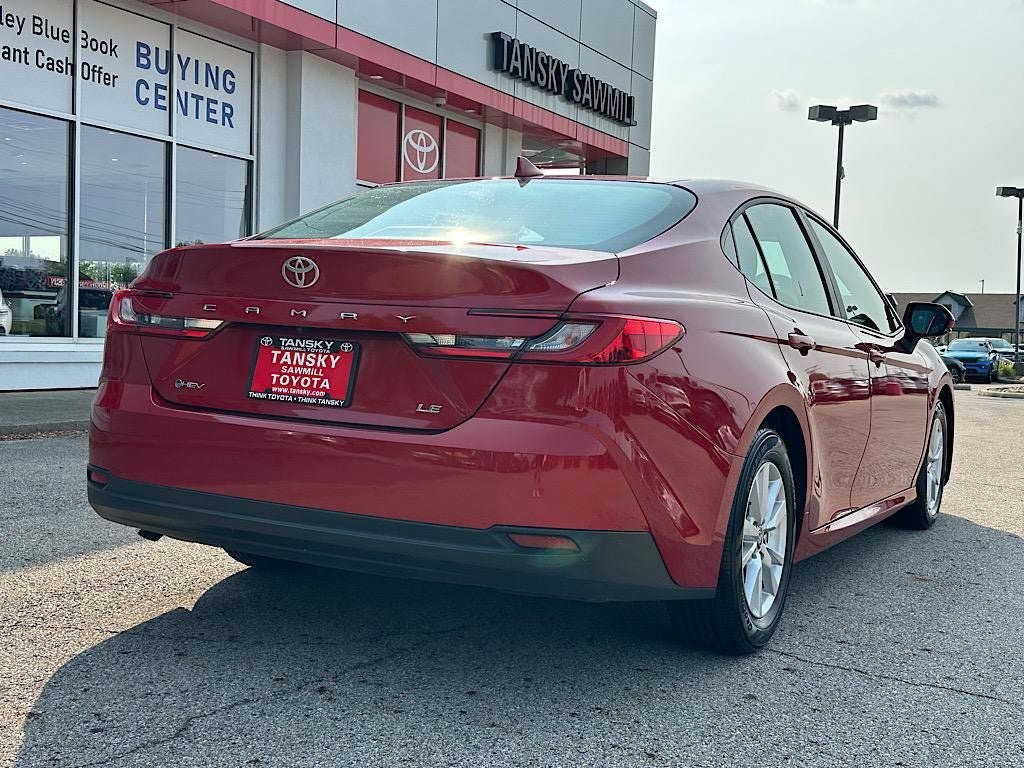 Certified 2025 Toyota Camry LE FWD image 5