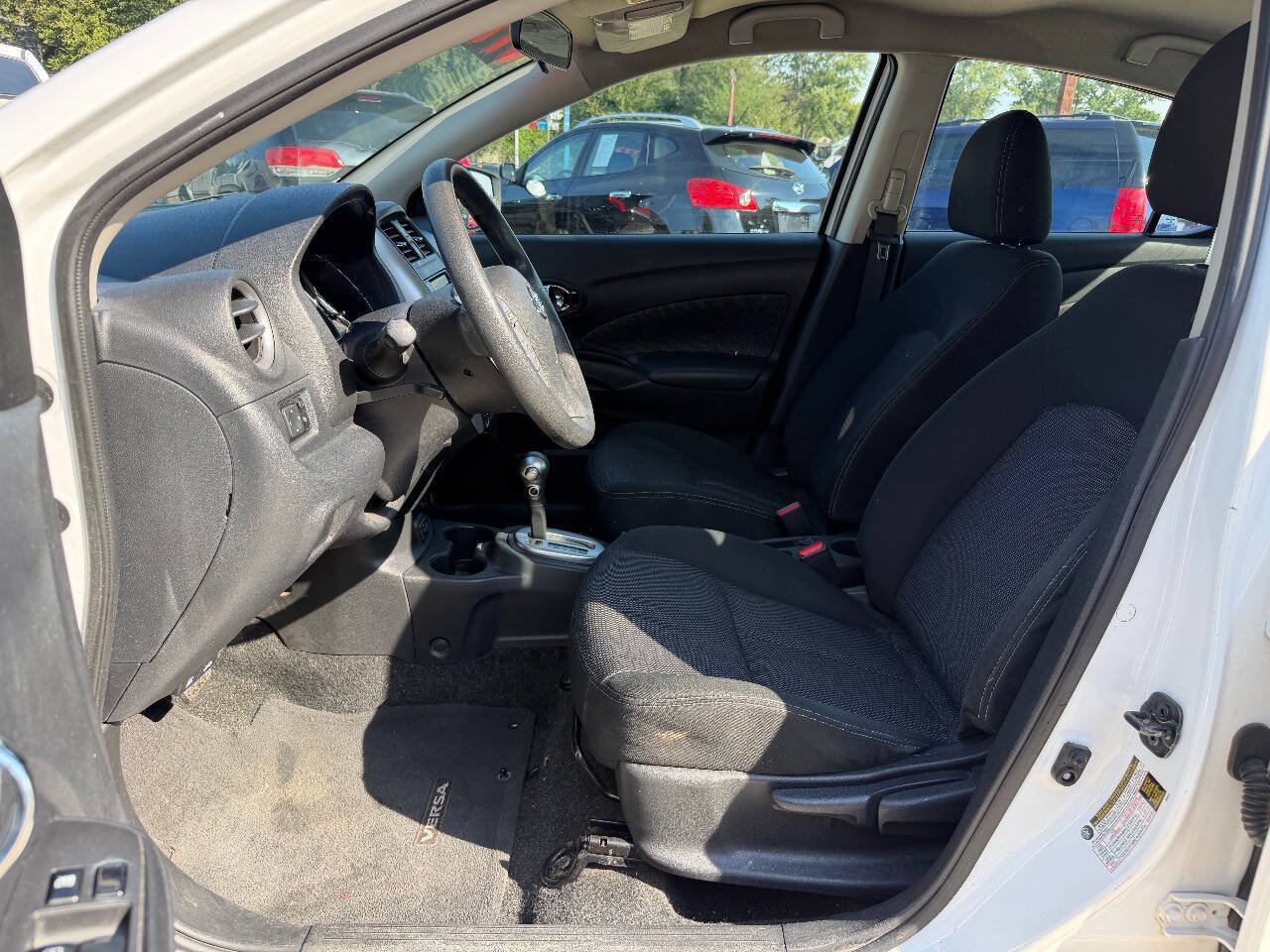 Used 2019 Nissan Versa SV FWD image 9
