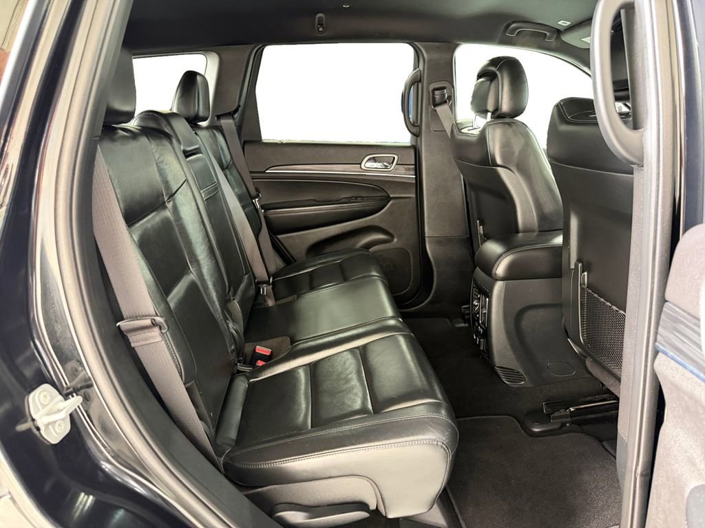 Used 2019 Jeep Grand Cherokee Limited RWD image 18