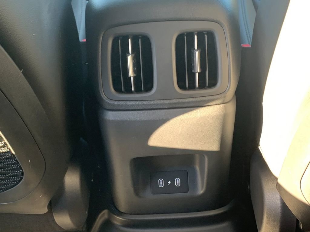 Used 2025 Hyundai Tucson Limited image 14