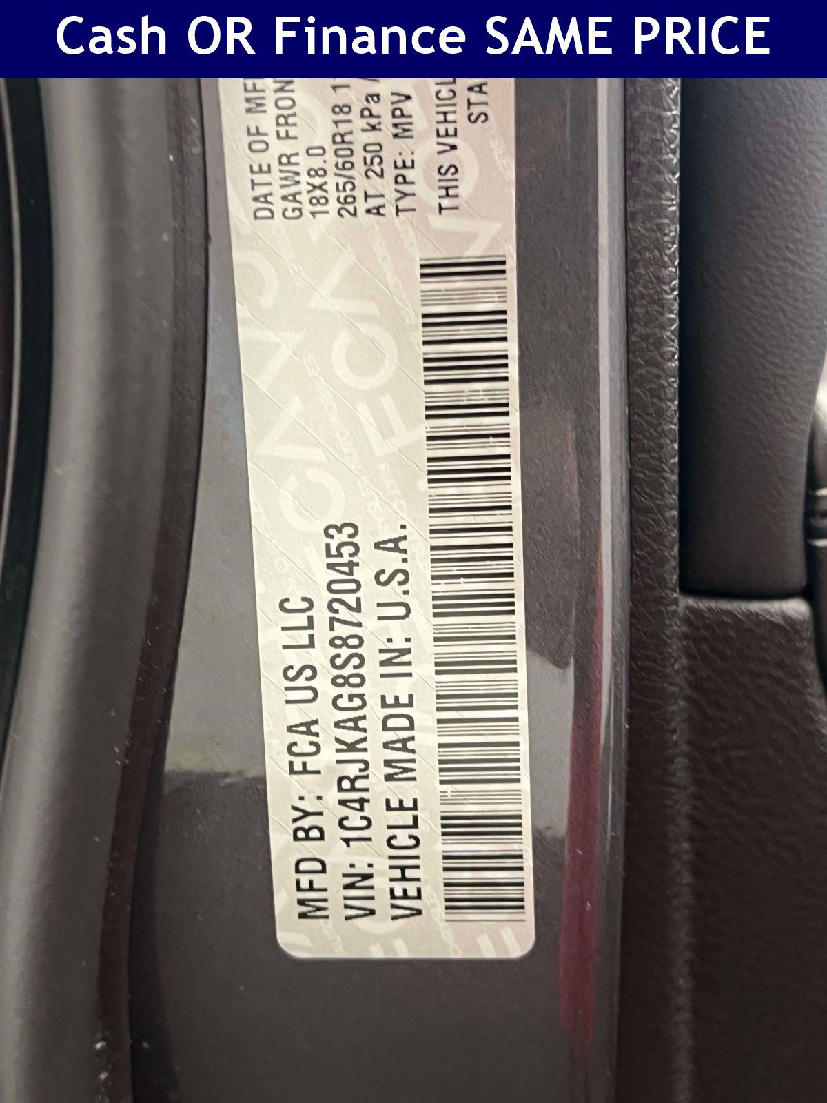 Used 2025 Jeep Grand Cherokee L Laredo AWD/4WD image 23