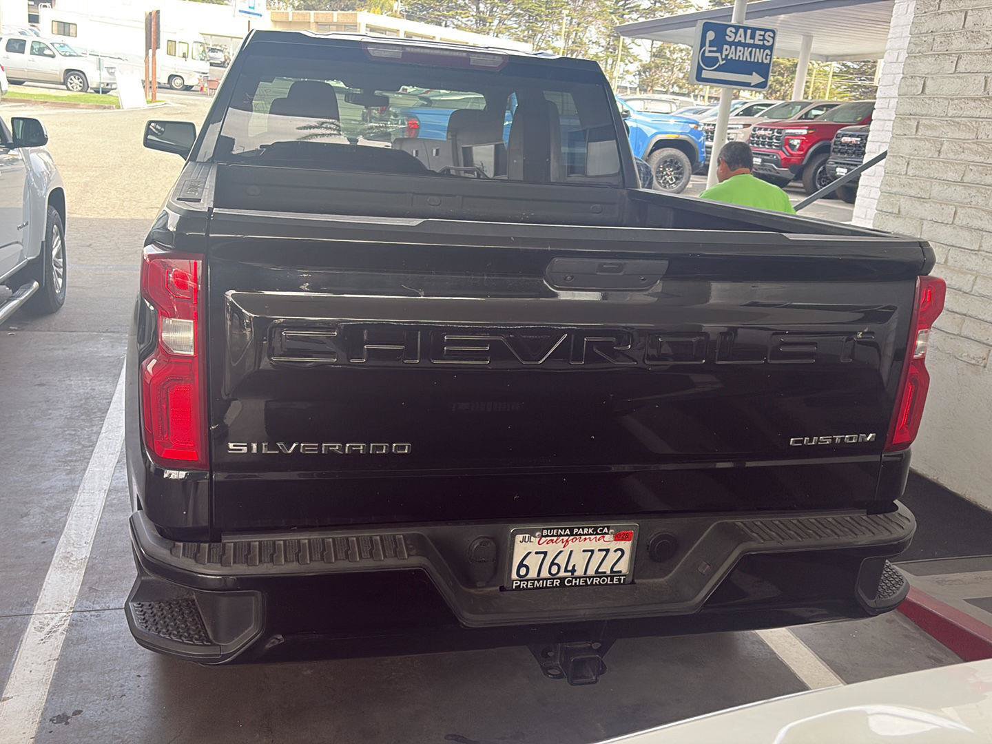 Used 2020 Chevrolet Silverado 1500 Custom w/ Custom Value Package RWD image 5
