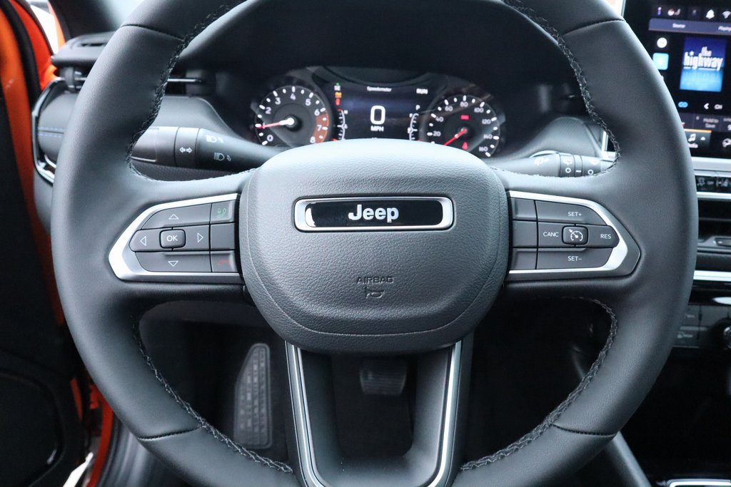 New 2026 Jeep Compass Latitude AWD/4WD image 3