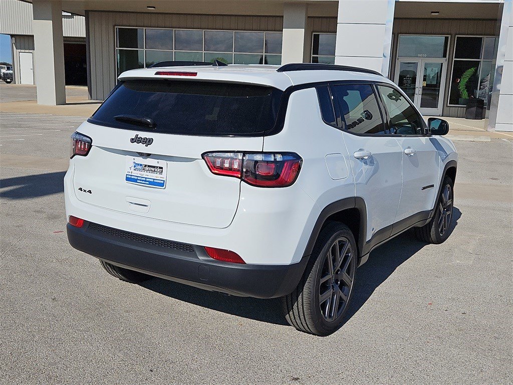 New 2026 Jeep Compass Latitude image 6