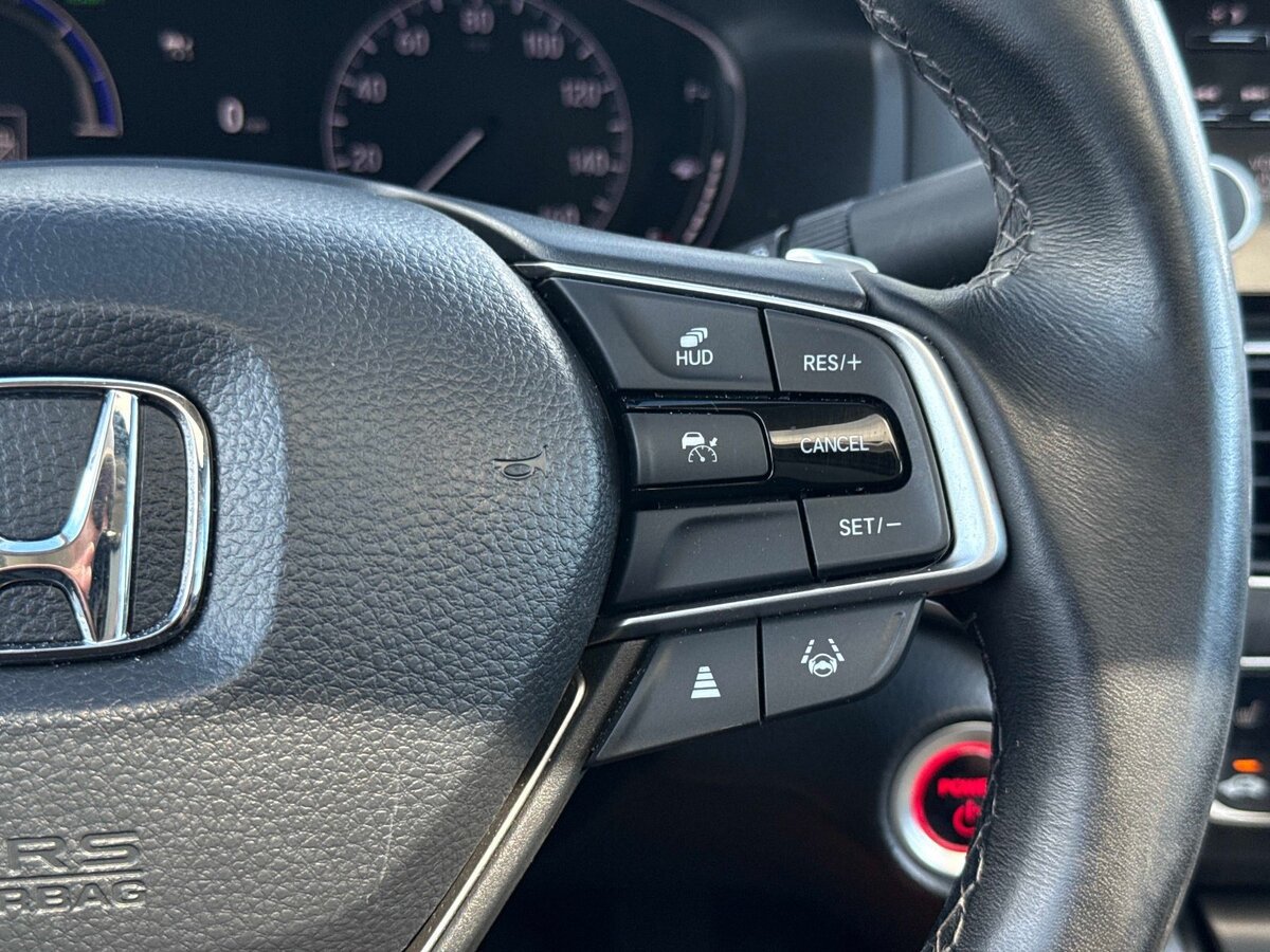 Used 2022 Honda Accord Touring image 27