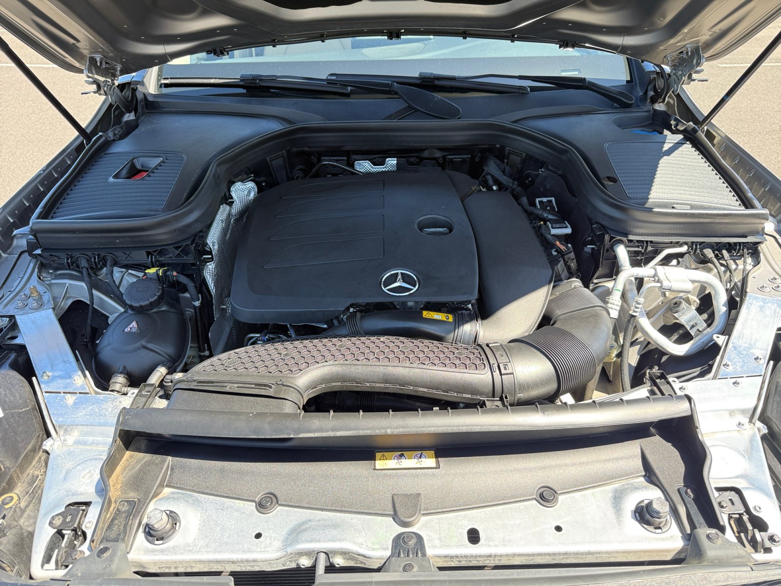 Used 2022 Mercedes-Benz GLC 300 4MATIC image 20