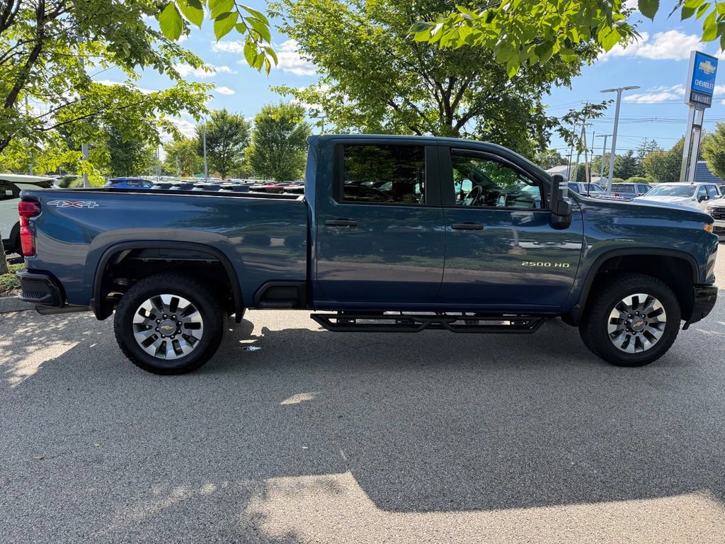Used 2025 Chevrolet Silverado 2500 Custom w/ Custom Convenience Package AWD/4WD image 7