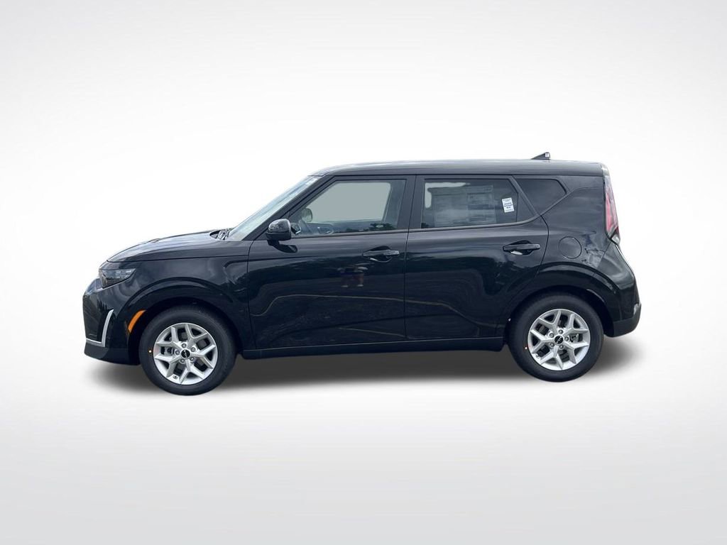 New 2025 Kia Soul S image 2