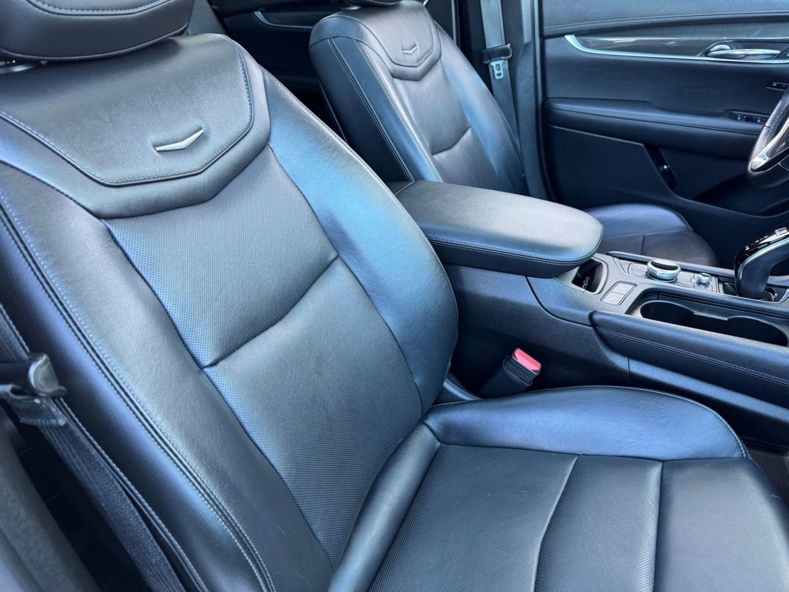 Used 2020 Cadillac XT6 Sport image 8