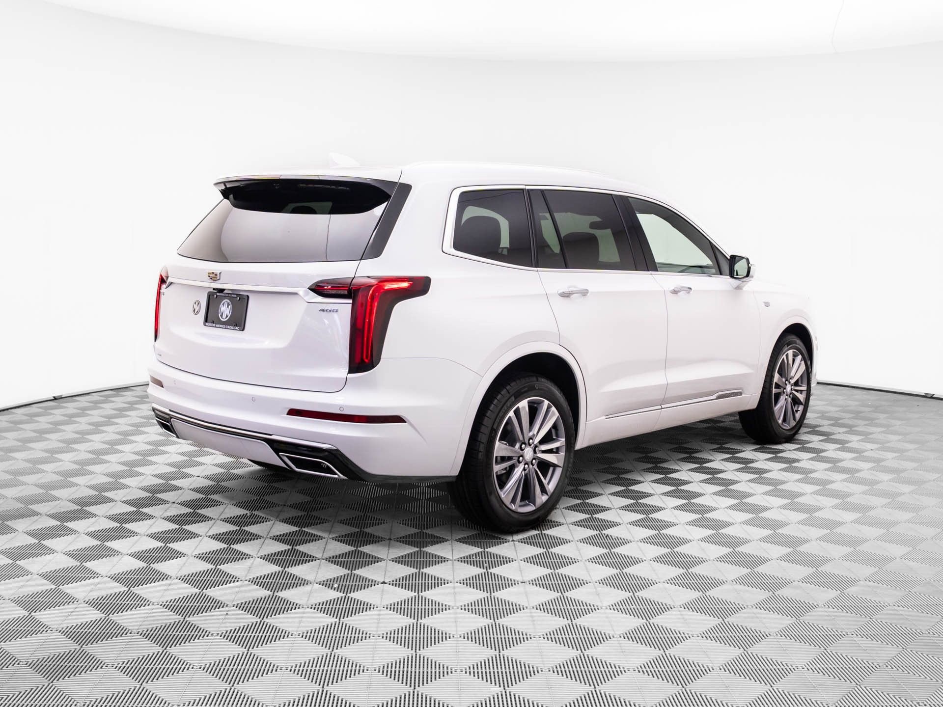 New 2025 Cadillac XT6 Premium Luxury image 5