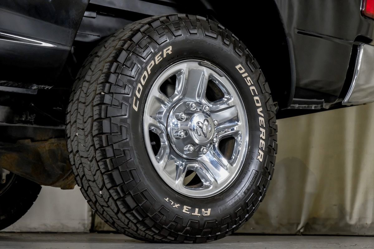 Used 2017 RAM 2500 Tradesman w/ Chrome Appearance Group image 52