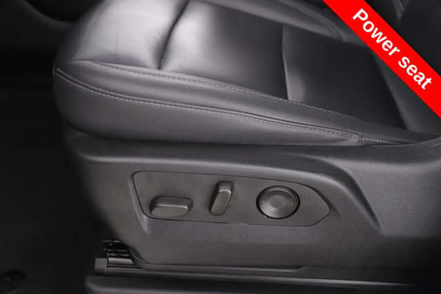 Used 2024 Chevrolet Tahoe Z71 w/ Luxury Package AWD/4WD image 19
