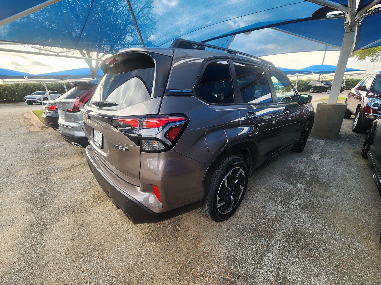 Used 2025 Subaru Forester Limited AWD/4WD image 4