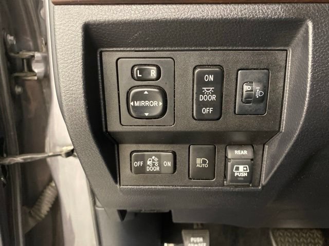 Used 2018 Toyota Tundra Limited w/ Limited Premium Package AWD/4WD image 15