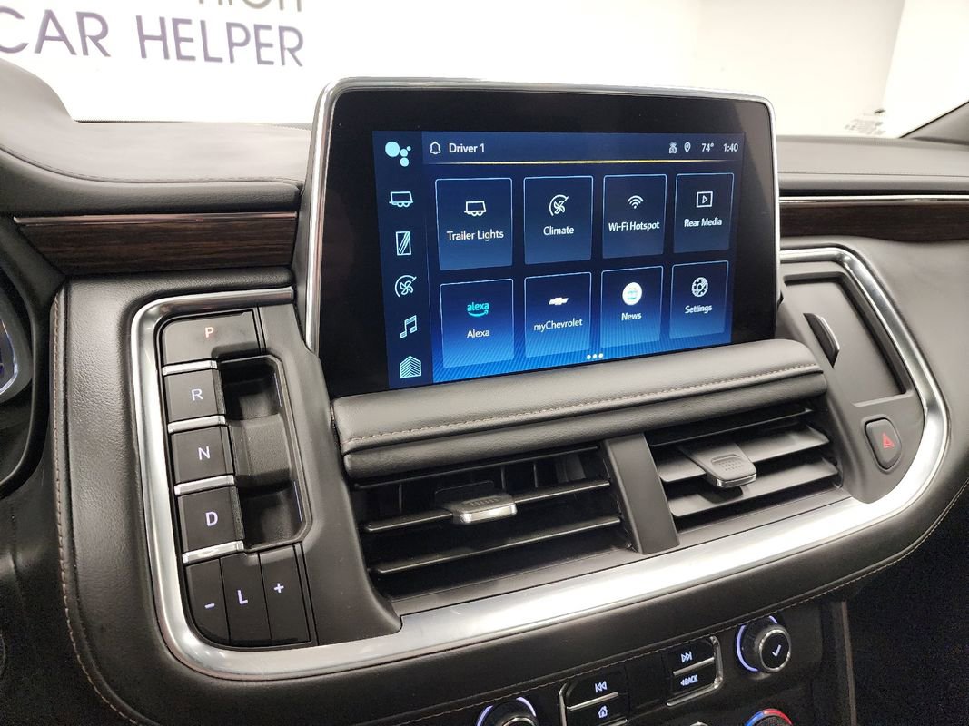 Used 2023 Chevrolet Suburban High Country image 35