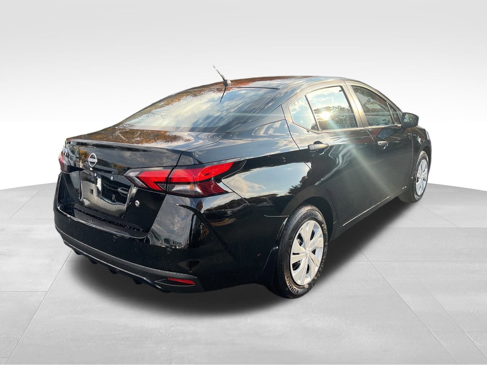 New 2025 Nissan Versa S image 8